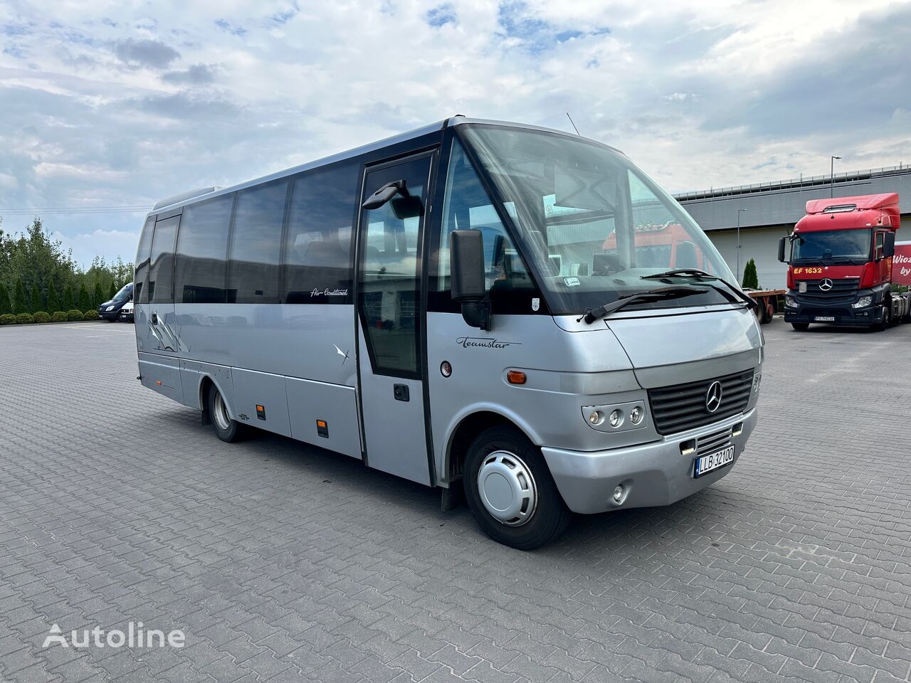 bus interurbain Mercedes-Benz 818 Auwarter