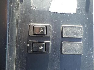 باص النقل بين المدن Nissan DIESEL (UD) SPACE RUNNER