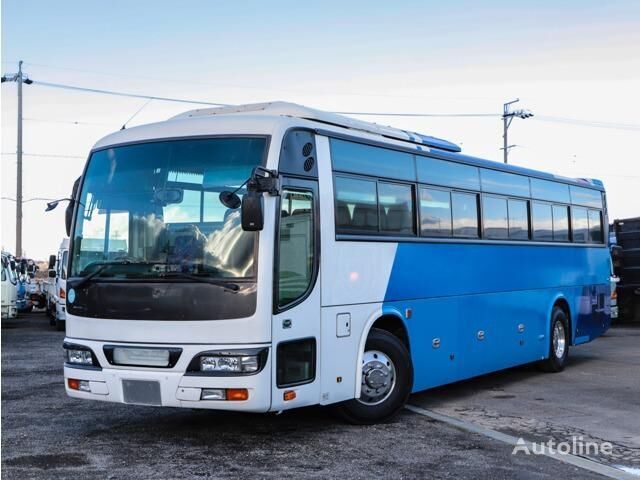 primestni avtobus Nissan UD