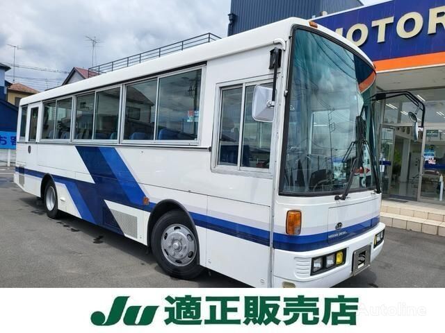 bus interurbain Nissan UD BUS