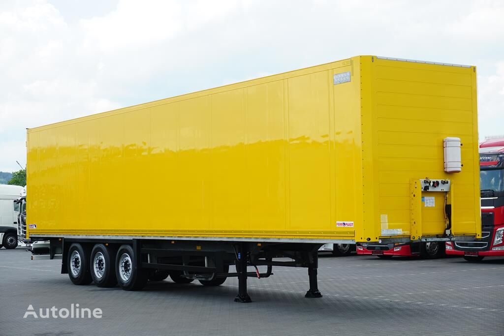 Schmitz Cargobull isothermal semi-trailer