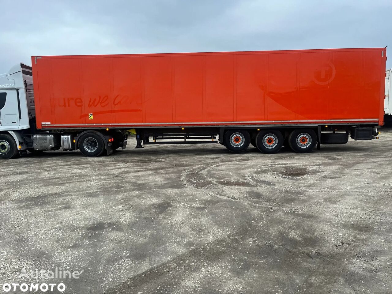 Schmitz Cargobull isothermal semi-trailer