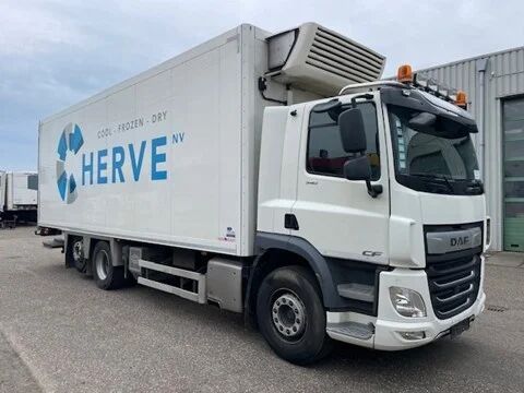 DAF CF 340 6 x 2/steering,/Lenkung, 435.000km !!!! Carrier Syberia / isothermal truck