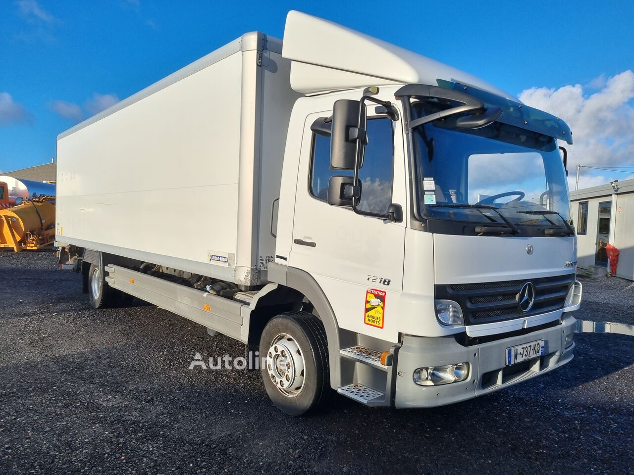 изотермический фургон Mercedes-Benz 1218