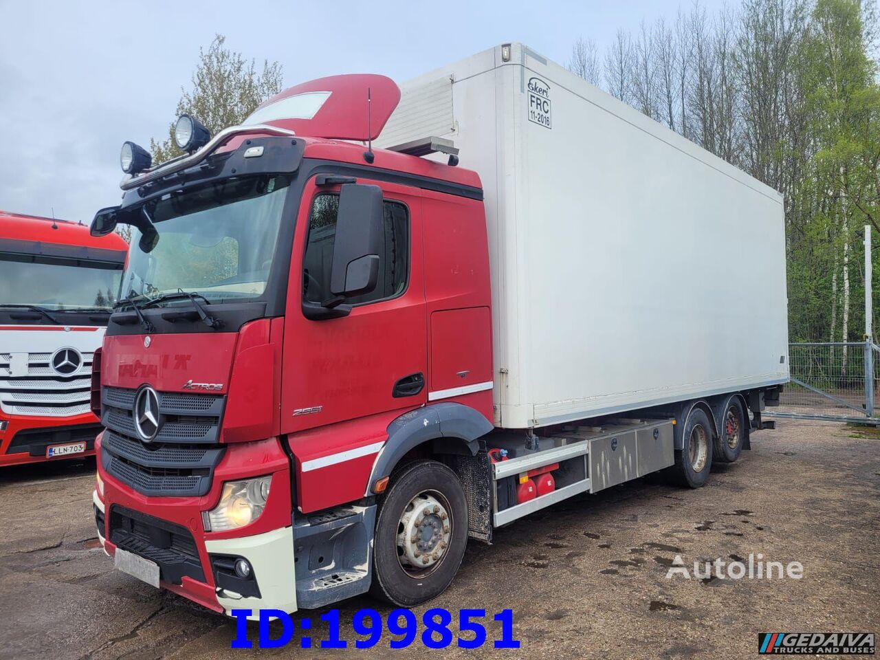 Camion isotherme Mercedes-Benz Actros 2551 à vendre | Autoline BF Camion isotherme Mercedes-Benz Actros 2551 - Autoline