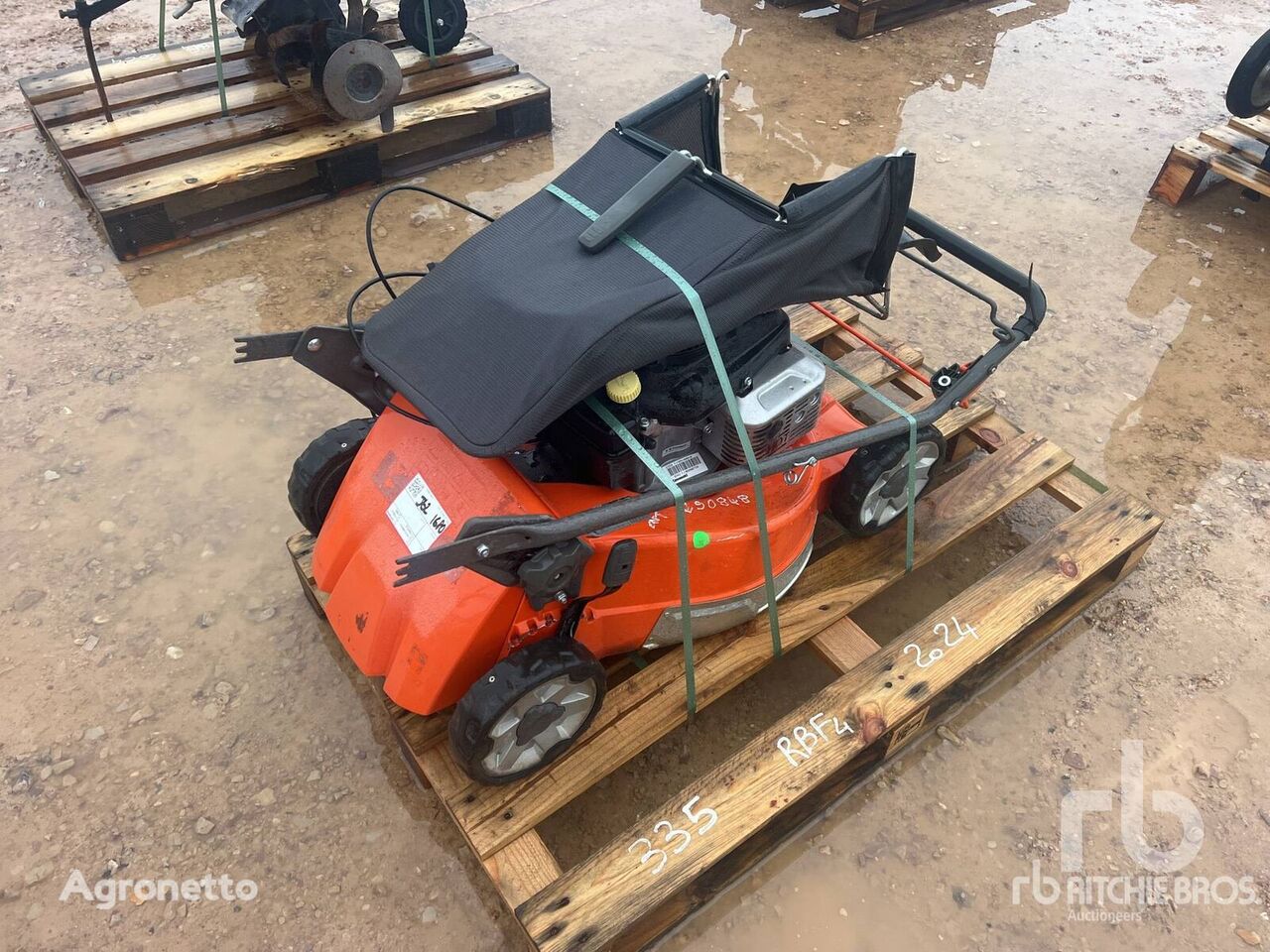 جزازة العشب Husqvarna LC551VBP Materiel De Location Rental Equ