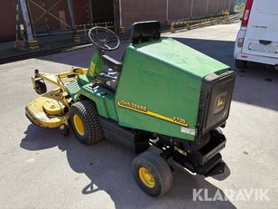 جزازة العشب John Deere F735