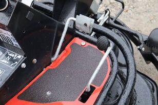 판매 중인 예초기 Jonsered - 이미지 11 | Agroline KR 예초기 Jonsered | 이미지 11 - Agroline