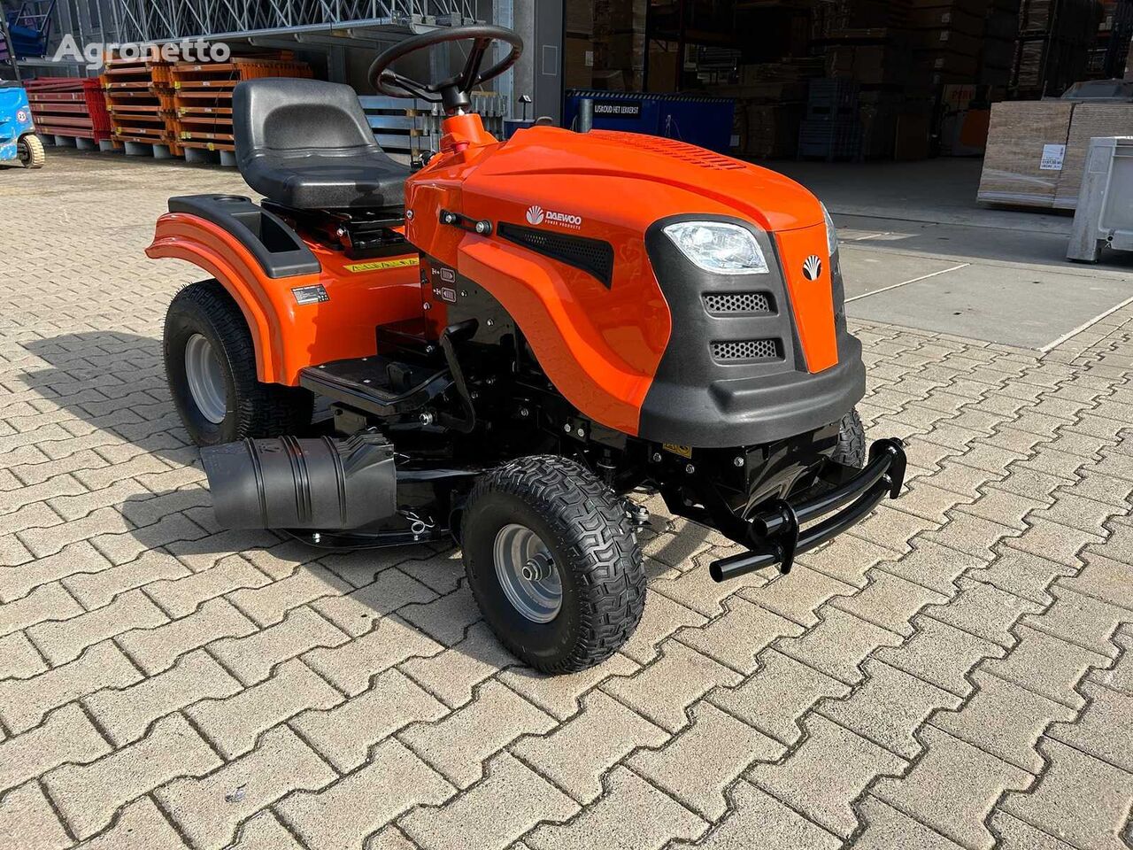 Daewoo DA1066HX tractor cortacésped