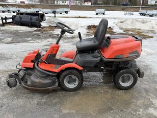 Husqvarna R15V2 tractor cortac&eacute;sped