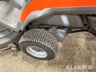 Купить трактор газонокосилку Husqvarna RC 320Ts AWD - Изображение 11 | Agroline TM Трактор газонокосилка Husqvarna RC 320Ts AWD | Изображение 11 - Agroline