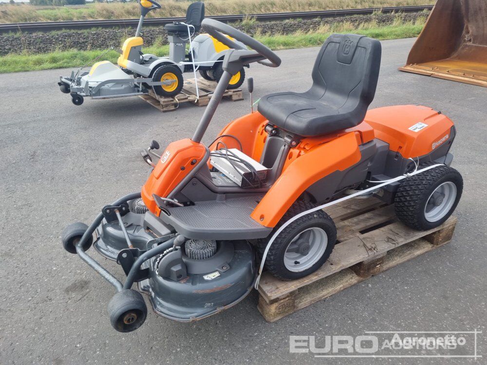 tracteur tondeuse Husqvarna RIDER