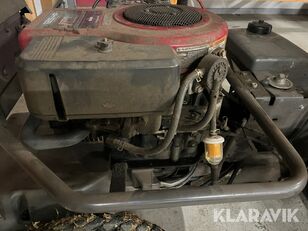 Купить трактор газонокосилку Husqvarna Rider R 13 - Изображение 32 | Agroline LV Трактор газонокосилка Husqvarna Rider R 13 | Изображение 32 - Agroline