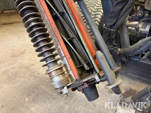 Trator corta-relva Jacobsen LF 4677 a venda - Imagem 18 | Agroline AO Trator corta-relva Jacobsen LF 4677 | Imagem 18 - Agroline