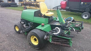 جزازة العشب جرار John Deere 3235A HYDRO