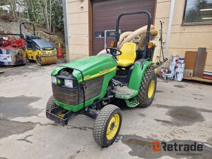 John Deere 4210 traktor kosilica