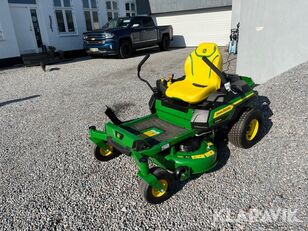 جزازة العشب جرار John Deere Z 320 R