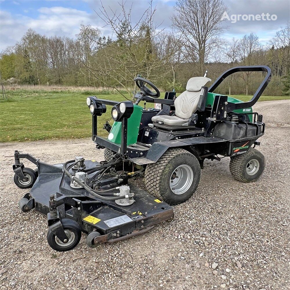 Ransomes HR 3000T lawn tractor