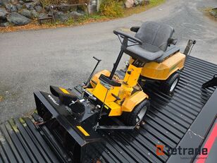 جزازة العشب جرار Stiga Park