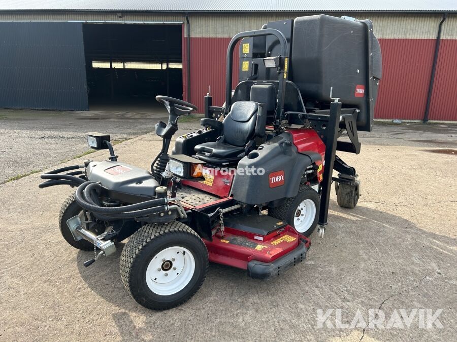 Toro Groundsmaster 360 lawn tractor