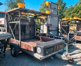 Nissen Absperrtafel VZ616 Verkehrssicherung Verkehrsleittafel Verkehrsl light trailer