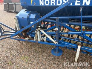 Eladó Nordsten Lift-o-matic CLF600 hígtrágyaszóró - Kép 34 | Agroline HU Nordsten Lift-o-matic CLF600 hígtrágyaszóró | Kép 34 - Agroline