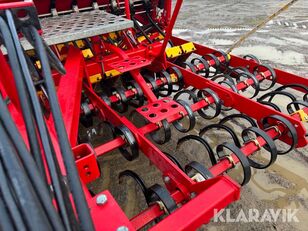 Vedelisõnniku laoturi Väderstad Rapid 400C müük - Pilt 8 | Agroline EE Vedelsõnniku laotur Väderstad Rapid 400C | Pilt 8 - Agroline