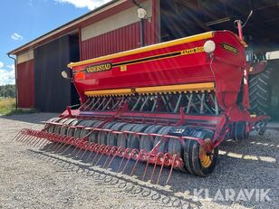 ماكينة نثر الأسمدة السائلة V&auml;derstad Rapid 400C