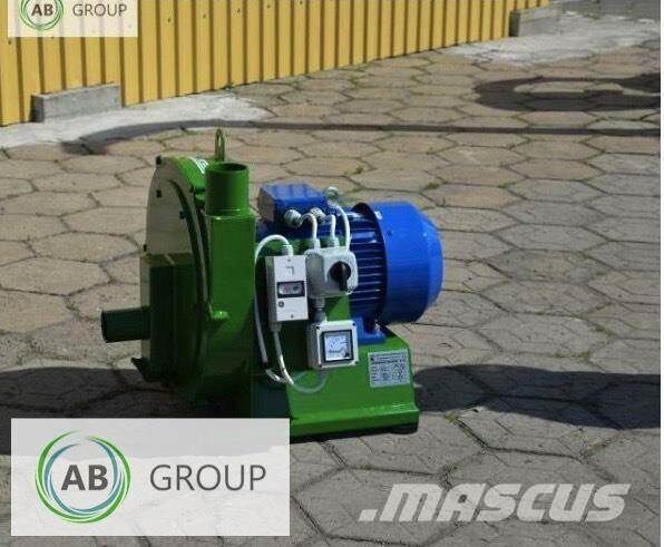 M-Rol H122/2 grain crusher