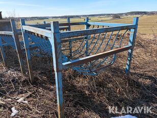 ماكينة تغذية الماشية