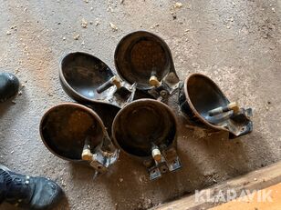 comedouro para gado Vattenkopp i gjutj&auml;rn 5st