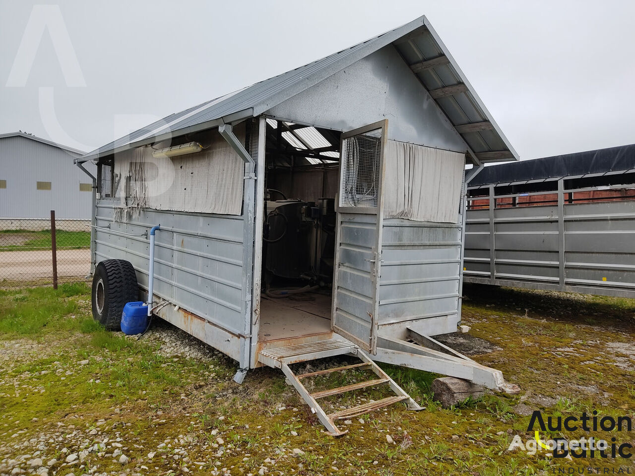 DeLaval mobile milking equipment (Mobili melžimo įranga) oprema za mužu