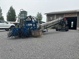 Chicken Cat Loading machine for chickens  siipikarjan hoidossa käytettävät laitteet