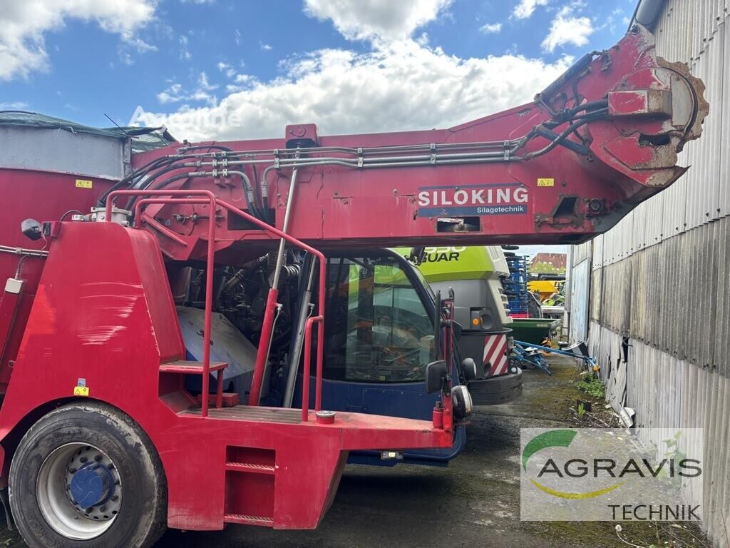 Самоходный смеситель-кормораздатчик Mayer SILOKING - Agroline