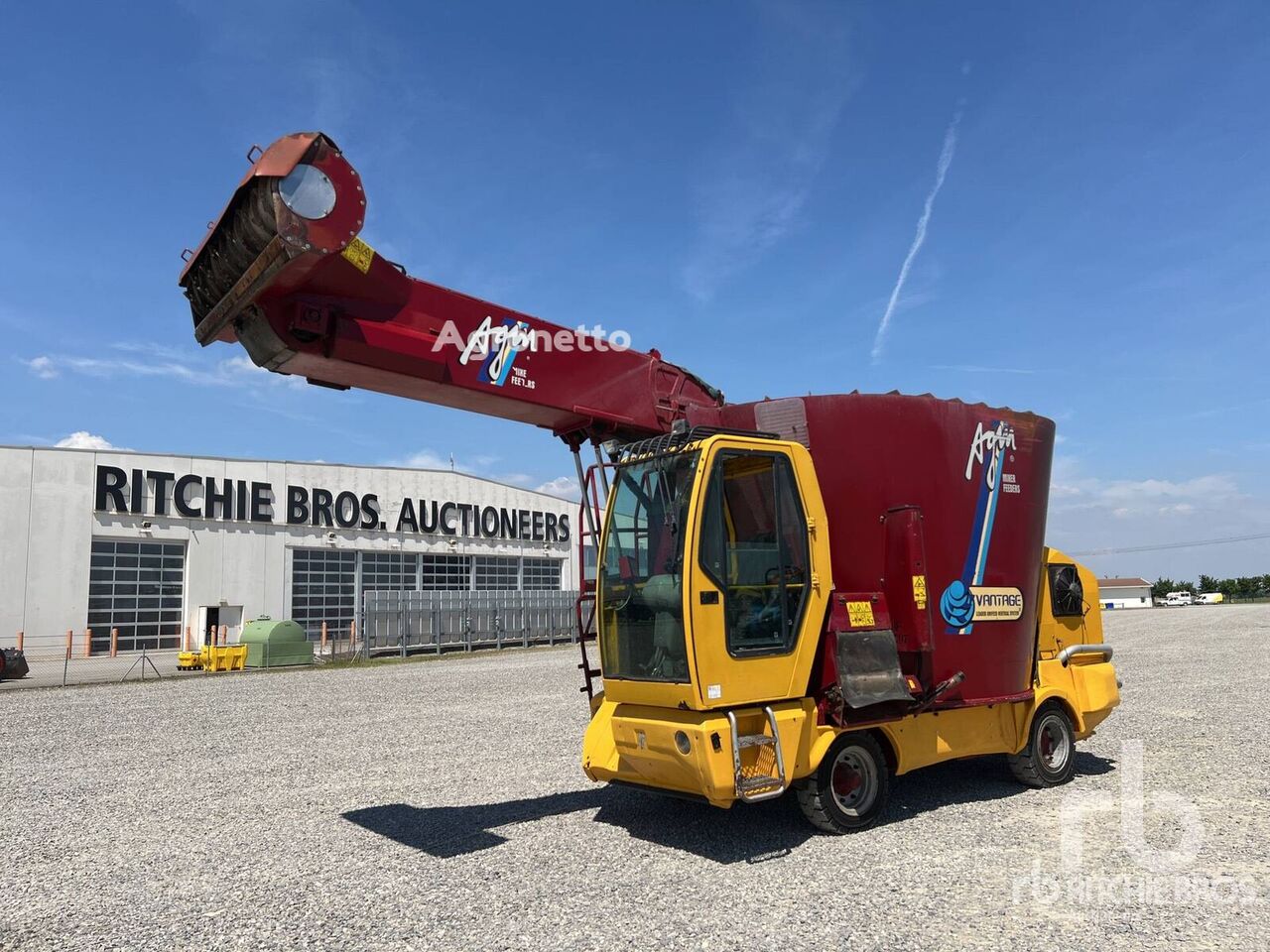 UNIFAST VANTAGE 140 Self-Propelled selbstfahrender Futtermischwagen kaufen | Agronetto AT UNIFAST VANTAGE 140 Self-Propelled selbstfahrender Futtermischwagen - Agronetto