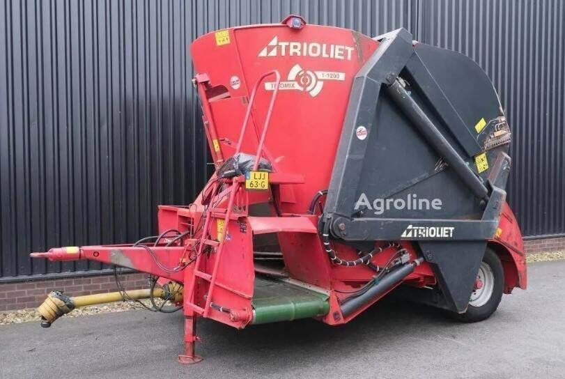 Trioliet TM-12 Voermengwagen vertikal foderblandare - Agroline