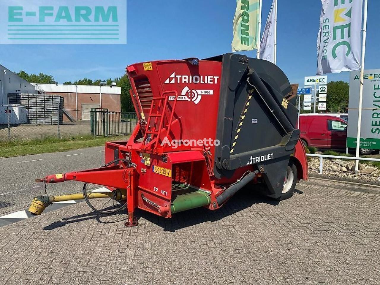 triomix s1-1000 vertical feed mixer