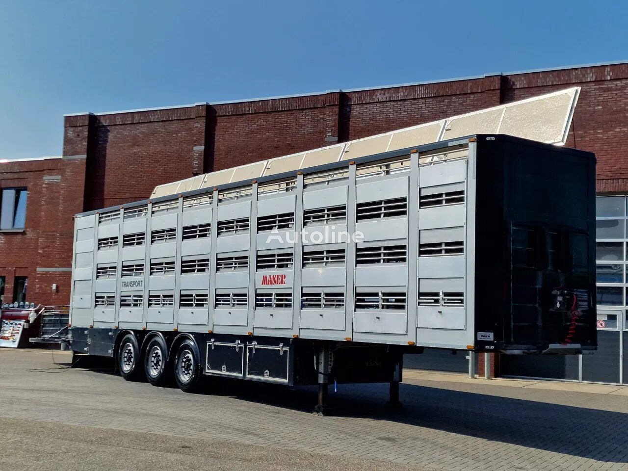 LeciTrailer Maser livestock - 4 deck - Water & Ventilation - Loadlift - Fold livestock semi-trailer