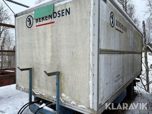 Djurtransport med bakgavellyft livestock trailer