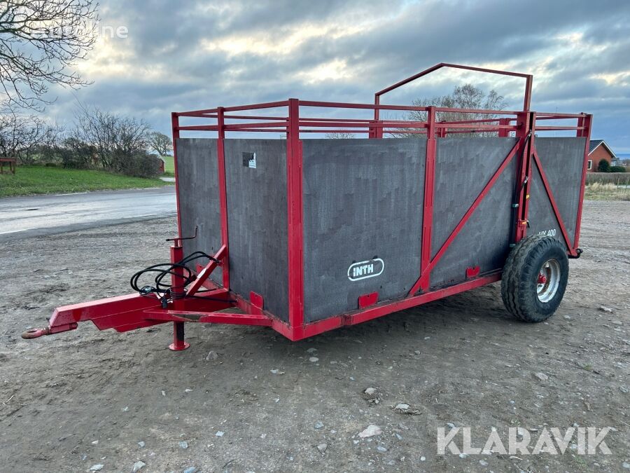 Intho HY 400 livestock trailer