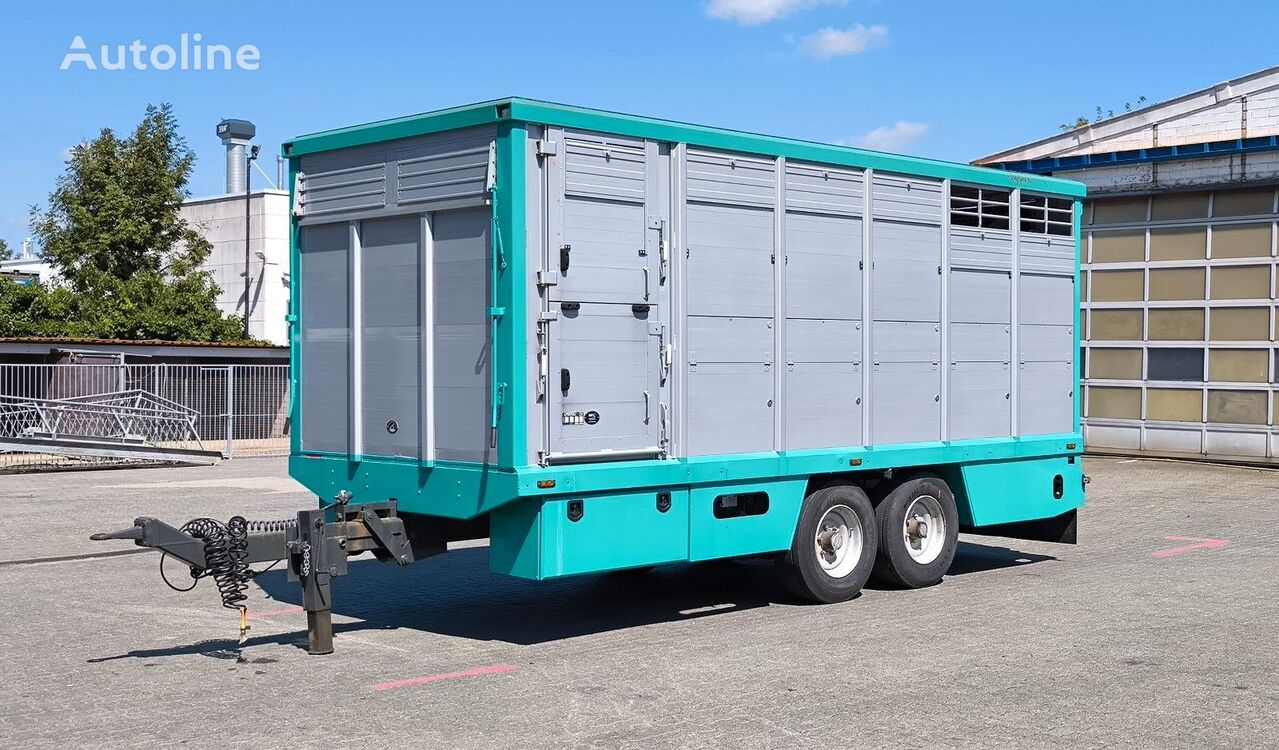 new Menke-Janzen livestock trailer