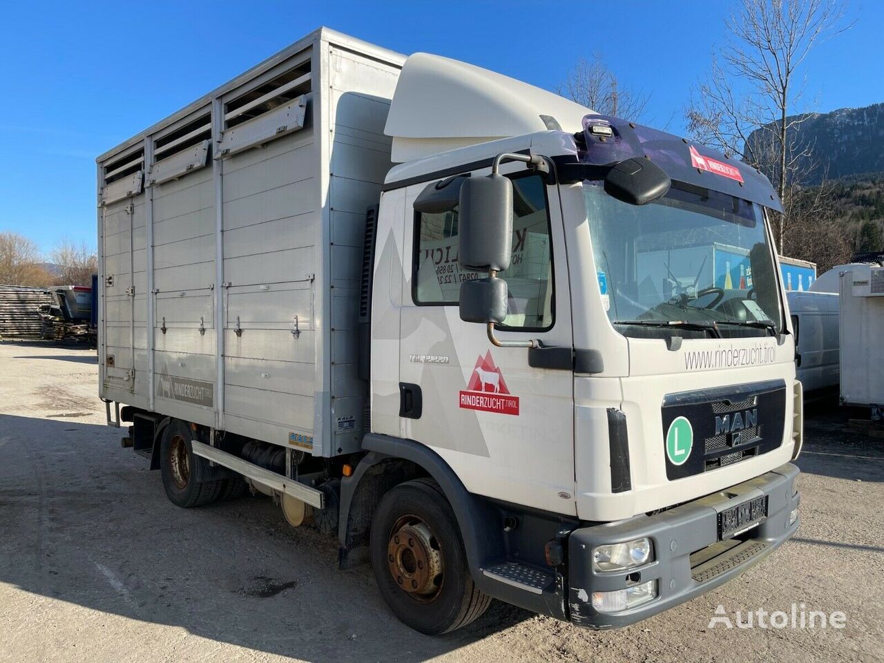 camion bétaillère MAN TGL 12.220