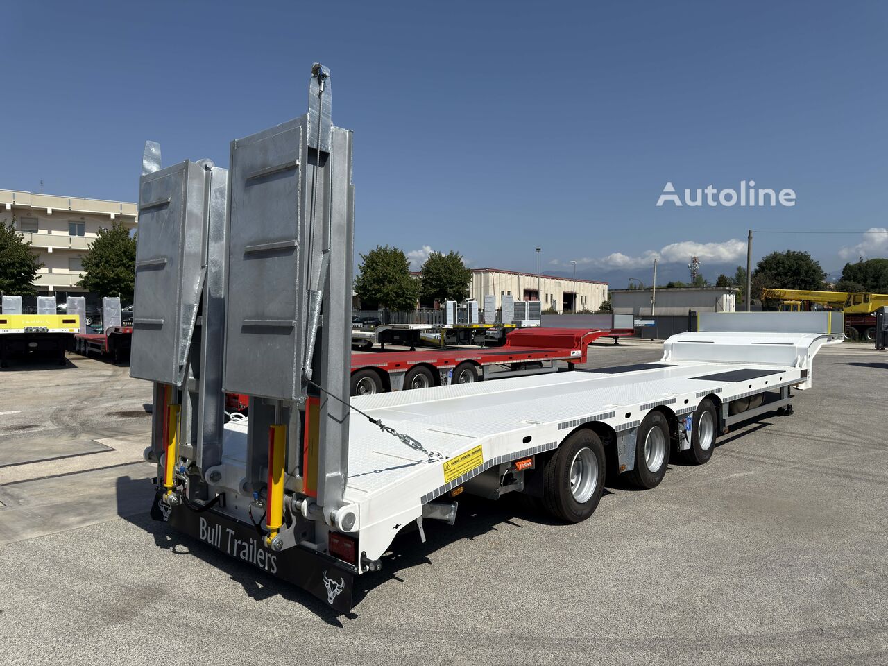 Semi-trailer low bed Bull Trailers Taurus baru - Autoline