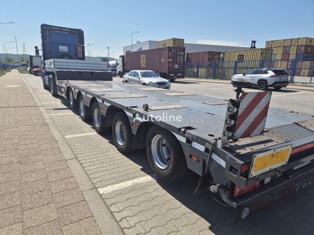 Emtech NNR75 low bed semi-trailer