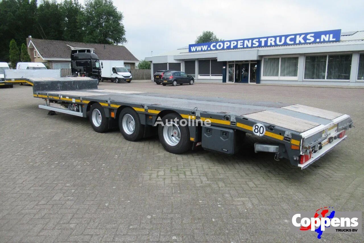 Faymonville F-Sn3-1AAF low bed semi-trailer