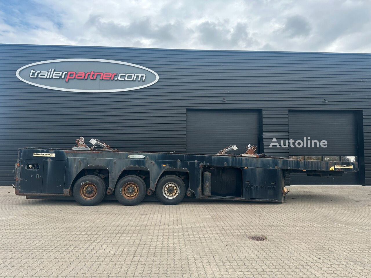Faymonville Prefamax 3 achs innenlader low bed semi-trailer - Autoline