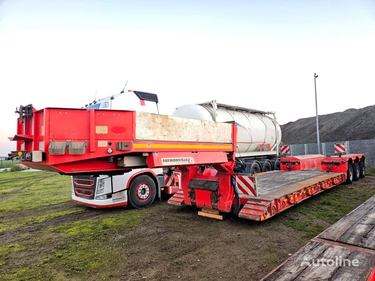 Faymonville STBZ - 3VA  low bed semi-trailer