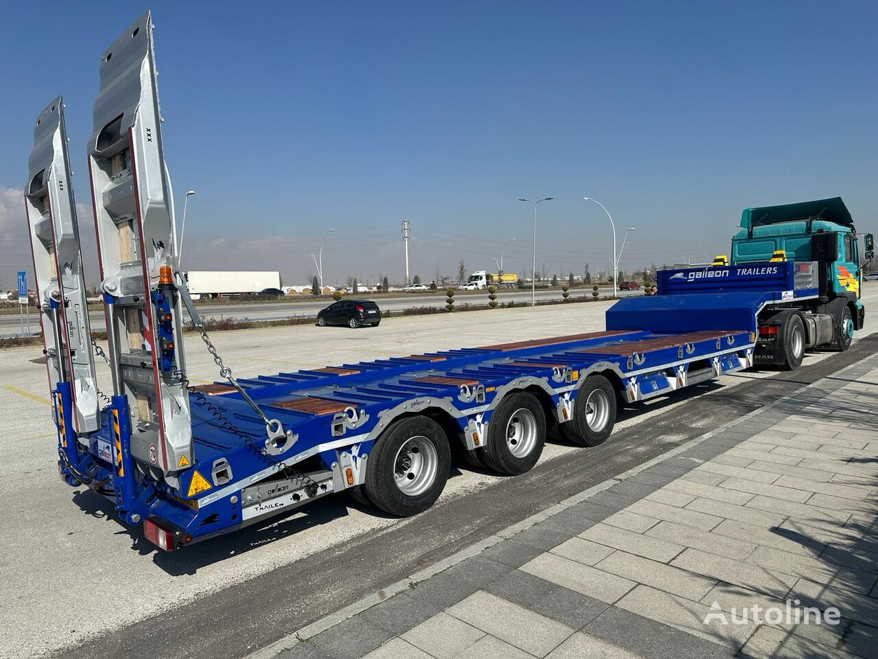 new Galleon GLN3 low bed semi-trailer