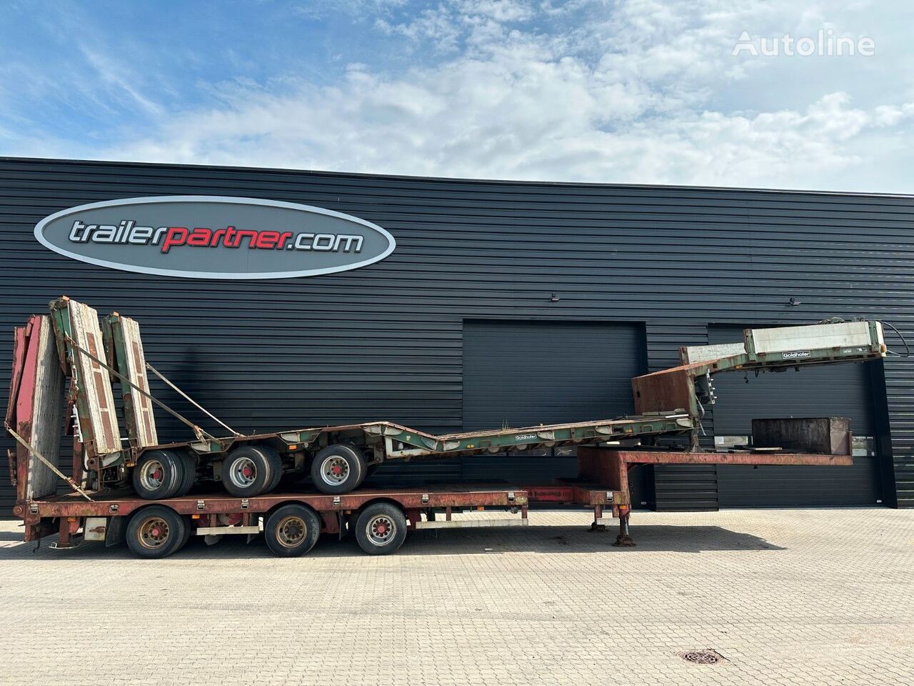 Goldhofer low bed semi-trailer