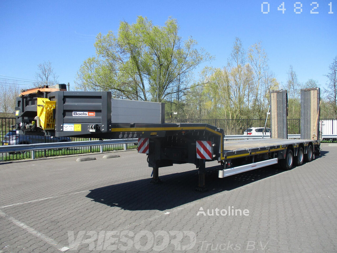 Kässbohrer LOWBED LB3E low bed semi-trailer - Autoline
